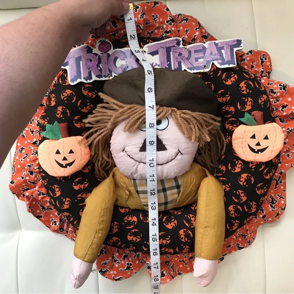 Halloween Scarecrow Door Wreath Trick or Treat Pumpkin Fall Decor 20 in